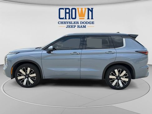 Used 2026 Mitsubishi Outlander AWD image 6