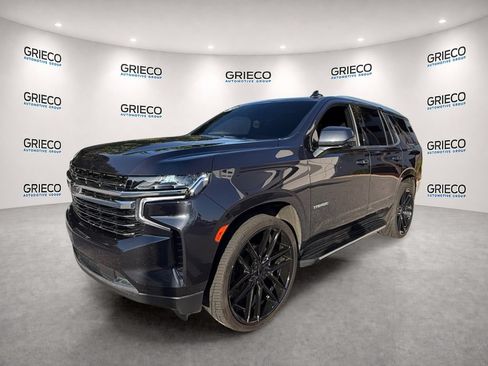 Used 2023 Chevrolet Tahoe LT w/ Luxury Package RWD image 3