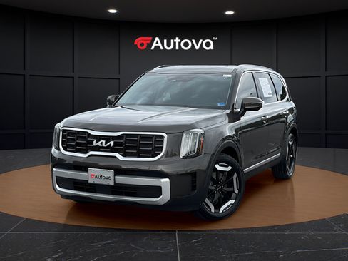 Used 2023 Kia Telluride S w/ S Sunroof Package AWD/4WD image 1