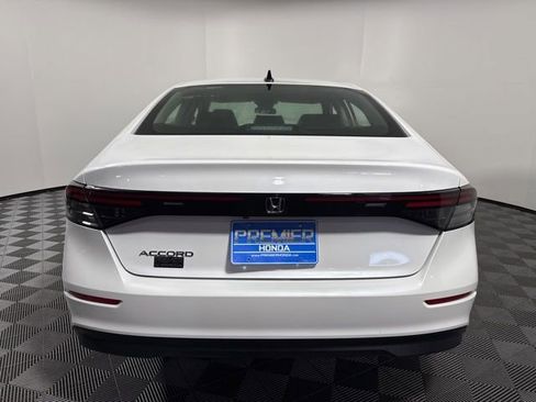 Used 2025 Honda Accord SE image 6