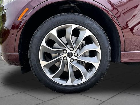 Used 2022 Lincoln Aviator Grand Touring w/ Equipment Group 301A AWD/4WD image 11