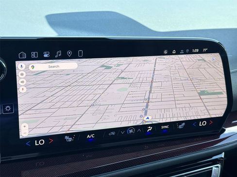 New 2026 Chevrolet Traverse Z71 w/ LPO, Floor Liner Package AWD/4WD image 13