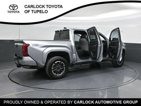 Used 2025 Toyota Tacoma TRD Sport w/ TRD Sport Upgrade Package AWD/4WD image 61