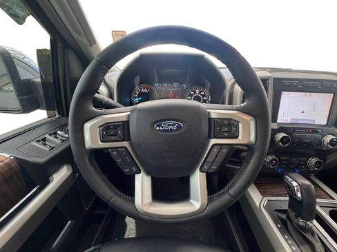 Used 2020 Ford F150 Lariat w/ Equipment Group 502A Luxury AWD/4WD image 14