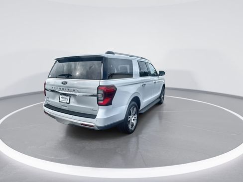 Used 2024 Ford Expedition Max Limited AWD/4WD image 8