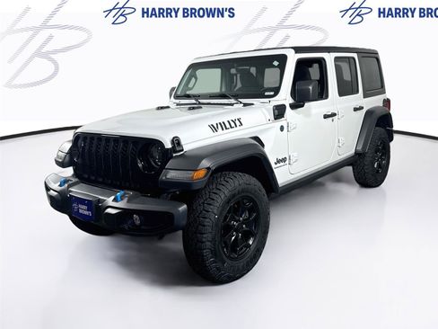 Used 2023 Jeep Wrangler Unlimited w/ Cold Weather Group AWD/4WD image 1