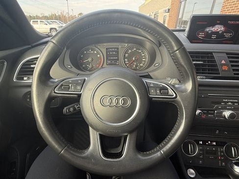 Used 2018 Audi Q3 2.0T Premium Plus w/ Premium Plus Package image 21