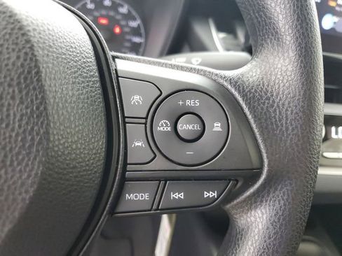 Used 2023 Toyota Corolla LE image 22