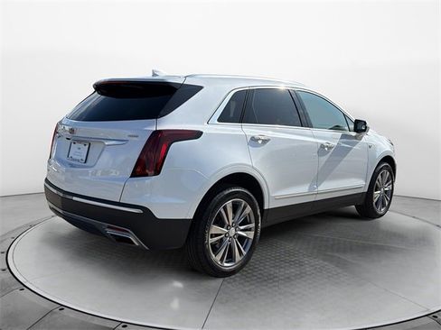Certified 2025 Cadillac XT5 Premium Luxury image 7