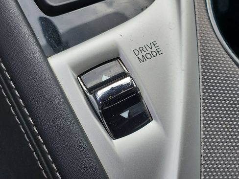 Used 2015 INFINITI Q50 AWD w/ Moonroof Package image 27
