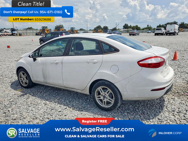 Used 2017 Ford Fiesta SE FWD image 3