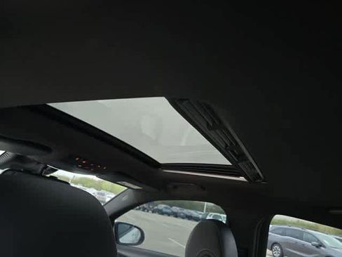 Used 2018 Mercedes-Benz GLC 300 GLC 300 image 20