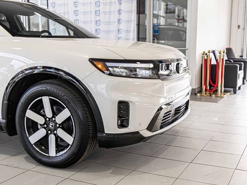 Used 2025 Honda Prologue Touring image 4