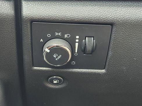 Used 2019 Jeep Grand Cherokee Summit AWD/4WD image 21