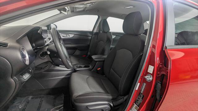 Used 2024 Kia Forte LXS FWD image 13