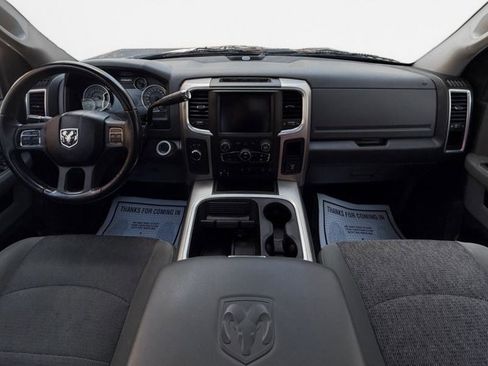 Used 2018 RAM 2500 SLT w/ Luxury Group image 16