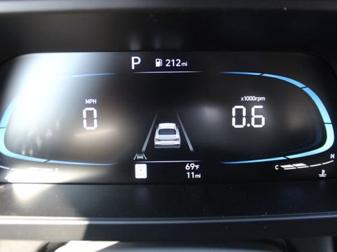 New 2026 Hyundai Elantra SEL Sport FWD image 15