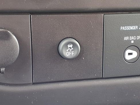 New 2025 Chevrolet Express 2500 w/ Driver Convenience Package image 15