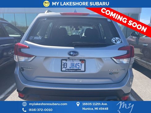 Used 2021 Subaru Forester AWD/4WD image 6
