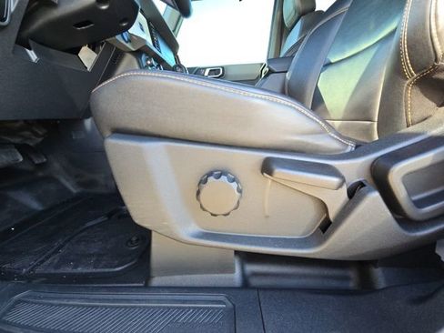 Used 2023 Ford Bronco Badlands w/ Sasquatch Package image 18