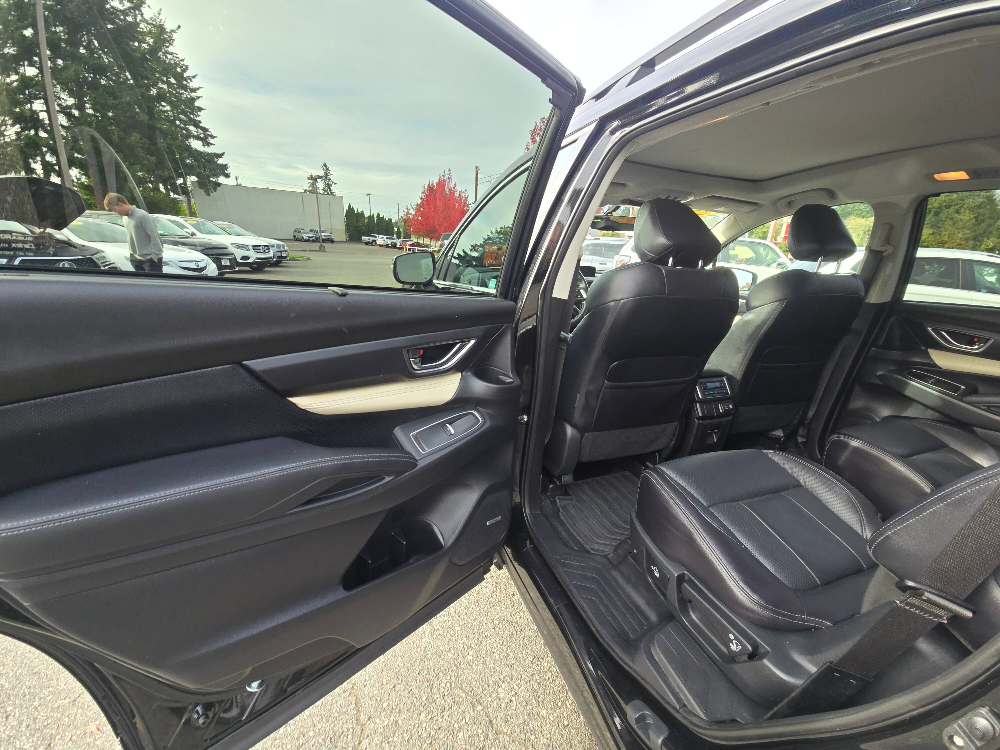 Used 2019 Subaru Ascent Limited AWD/4WD image 15