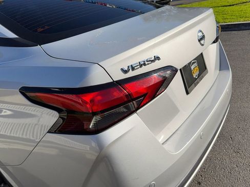 Used 2020 Nissan Versa SV image 14