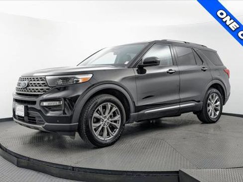 Used 2022 Ford Explorer Limited AWD/4WD image 2