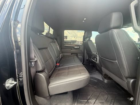 Used 2024 Chevrolet Silverado 2500 High Country w/ High Country Premium Package AWD/4WD image 24