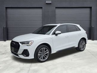 Used 2022 Audi Q3 2.0T Premium Plus w/ Premium Plus Package video 1