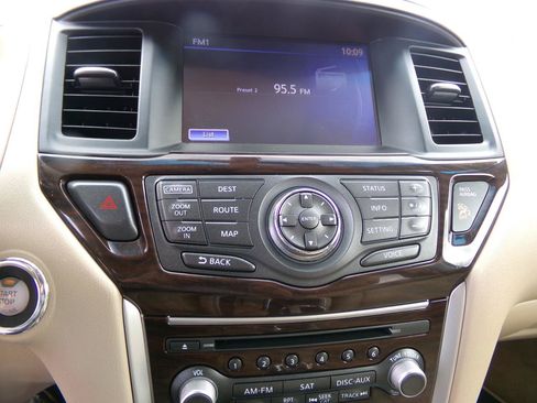 Used 2015 Nissan Pathfinder SL w/ SL Tech Package FWD image 15