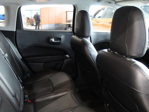 Used 2020 Jeep Compass Altitude image 20