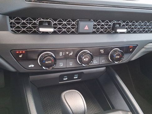 Used 2024 Honda Accord EX image 16