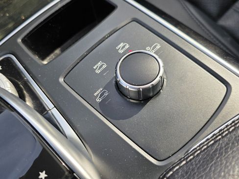 Used 2018 Mercedes-Benz GLE 350 w/ Premium 1 Package image 37