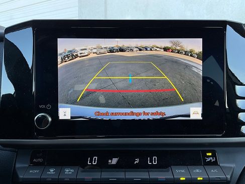 Used 2025 Toyota Camry LE image 30