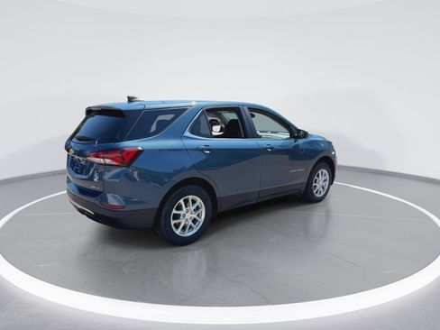 Used 2024 Chevrolet Equinox LT AWD/4WD image 8