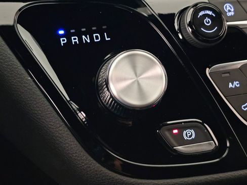 New 2026 Chrysler Pacifica Select image 26