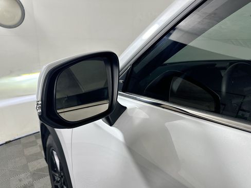 Used 2025 Toyota Grand Highlander AWD Hybrid image 10