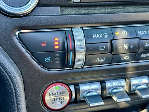 Used 2018 Ford Mustang Premium RWD image 36