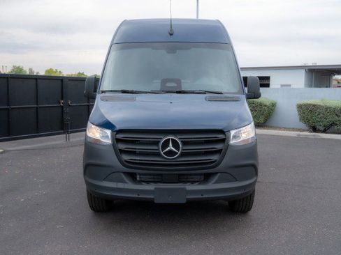 New 2025 Mercedes-Benz Sprinter 2500 image 2