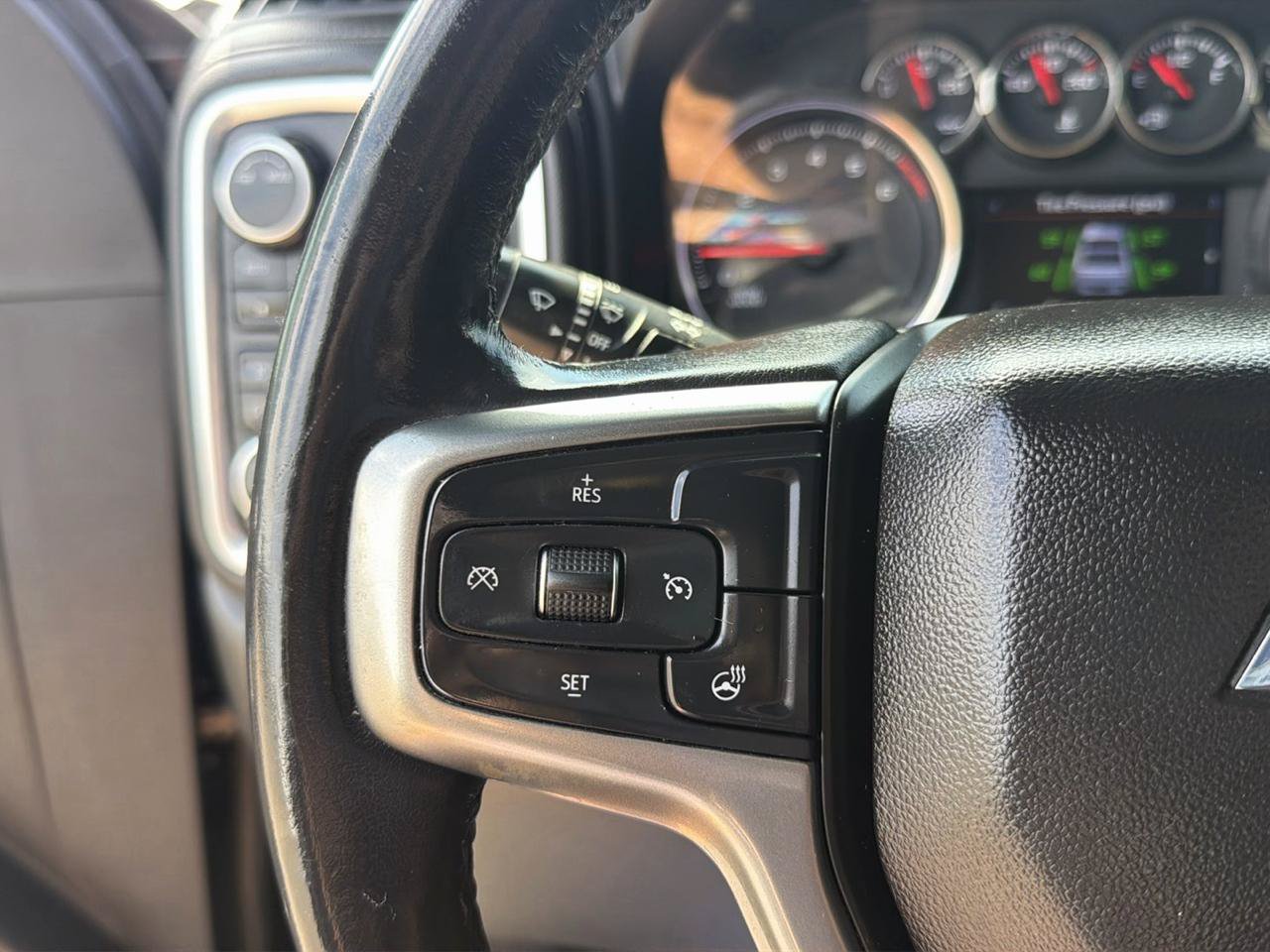 Used 2021 Chevrolet Silverado 2500 LTZ AWD/4WD image 12