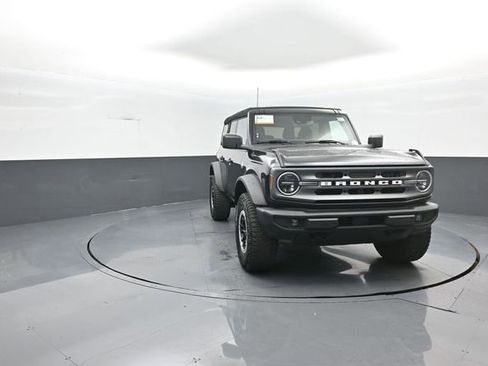 Certified 2023 Ford Bronco Big Bend w/ Sasquatch Package AWD/4WD image 2