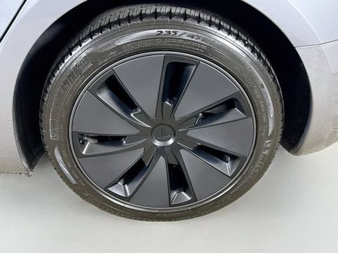 Used 2025 Tesla Model 3 RWD image 31