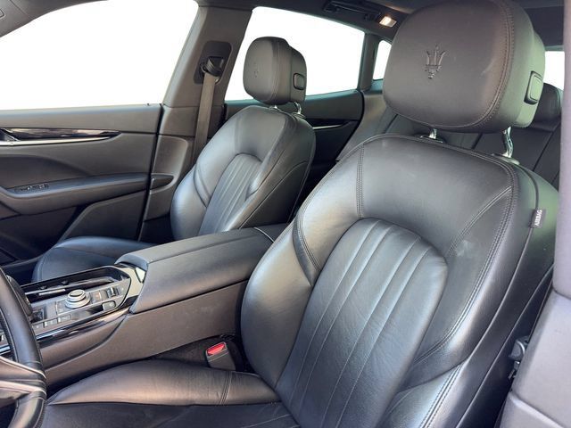 Used 2021 Maserati Levante S AWD/4WD image 9