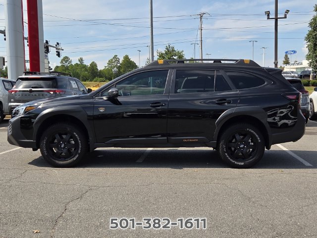 Used 2025 Subaru Outback Wilderness AWD/4WD image 2
