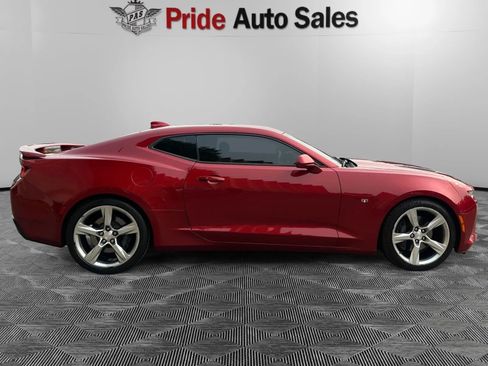 Used 2016 Chevrolet Camaro SS RWD image 13