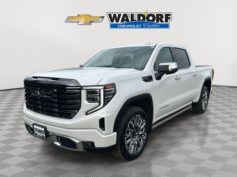 Used 2024 GMC Sierra 1500 Denali Ultimate AWD/4WD image 3