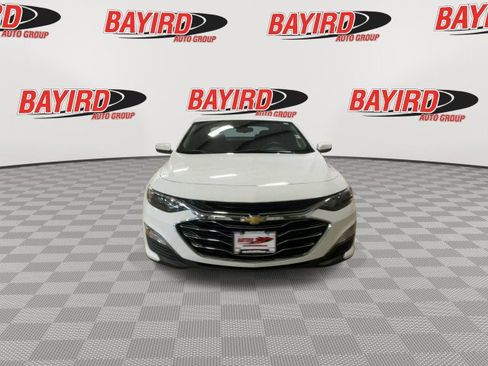 Used 2024 Chevrolet Malibu LT image 4