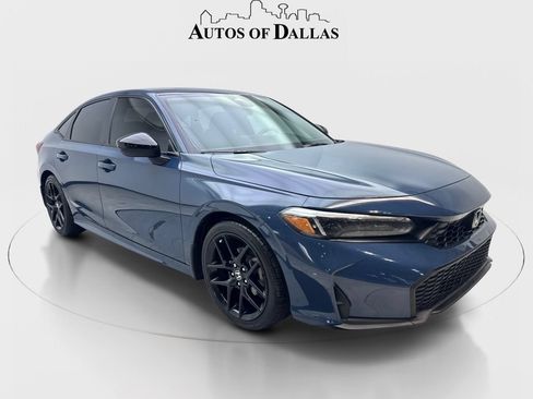 Used 2025 Honda Civic Sport image 4
