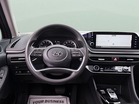 Used 2023 Hyundai Sonata SEL w/ Preferred Accessory Package FWD image 11