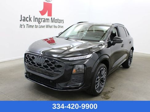 New 2026 Audi Q3 quattro 2.0T AWD/4WD image 1